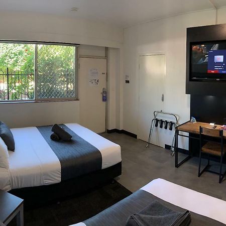 The Stuart Hotel-Motel キャサリン エクステリア 写真